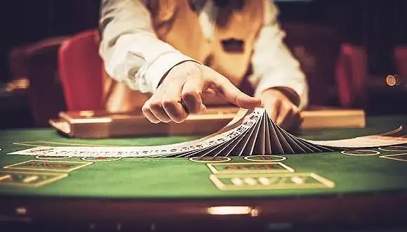 Online Bingo ရလဒ်ဂဏန်းများ ထုတ်ဖေါ်ကြေငြာနေသောမြင်ကွင်း